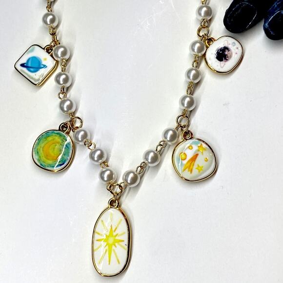 NEW Galaxy Pearl Charm Layering Necklace - Picture 3 of 10